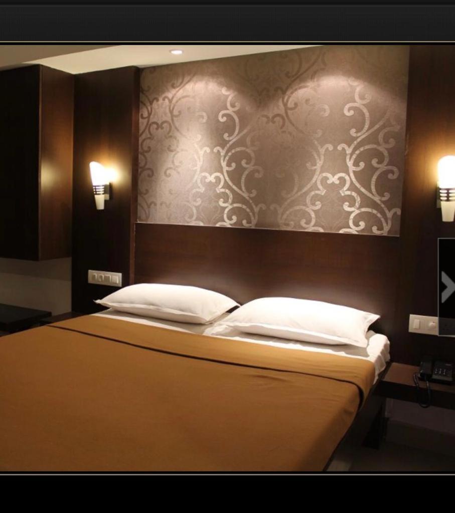 Hotel Aashraya Mysore Ngoại thất bức ảnh