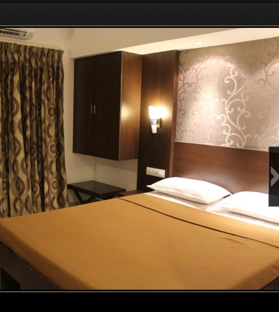 Hotel Aashraya Mysore Ngoại thất bức ảnh